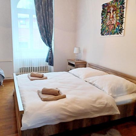 Apartment Hlavni Mariánské Lázně Esterno foto