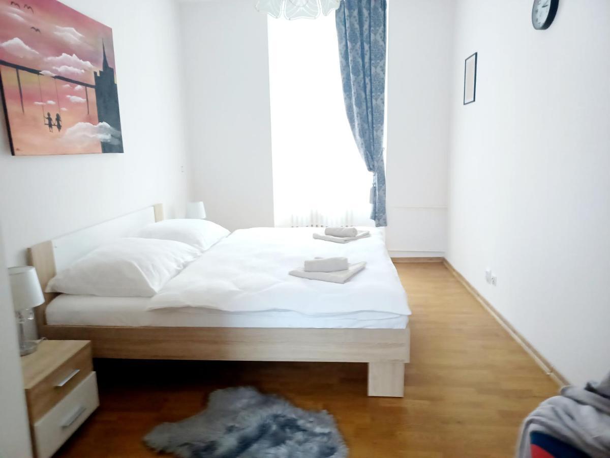Apartment Hlavni Mariánské Lázně Esterno foto
