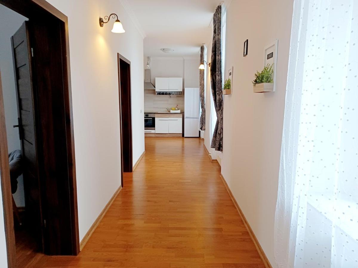 Apartment Hlavni Mariánské Lázně Esterno foto