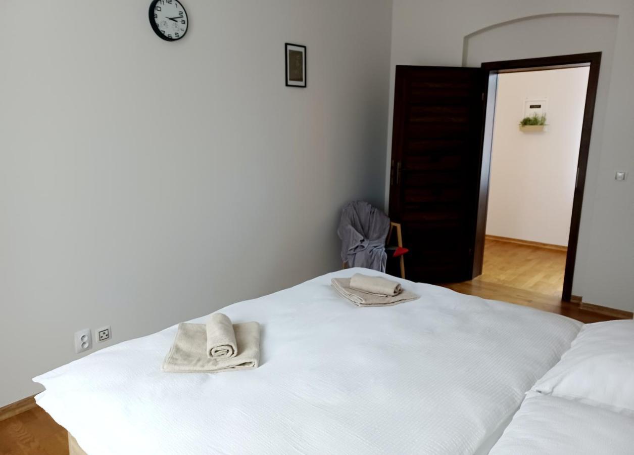Apartment Hlavni Mariánské Lázně Esterno foto